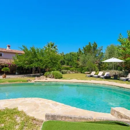 Luxurioeses Mit Pool Fuer 12 Personen, Nur 3 Km Von Und Dem Entfernt